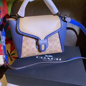 Coach ladies shoulder bag